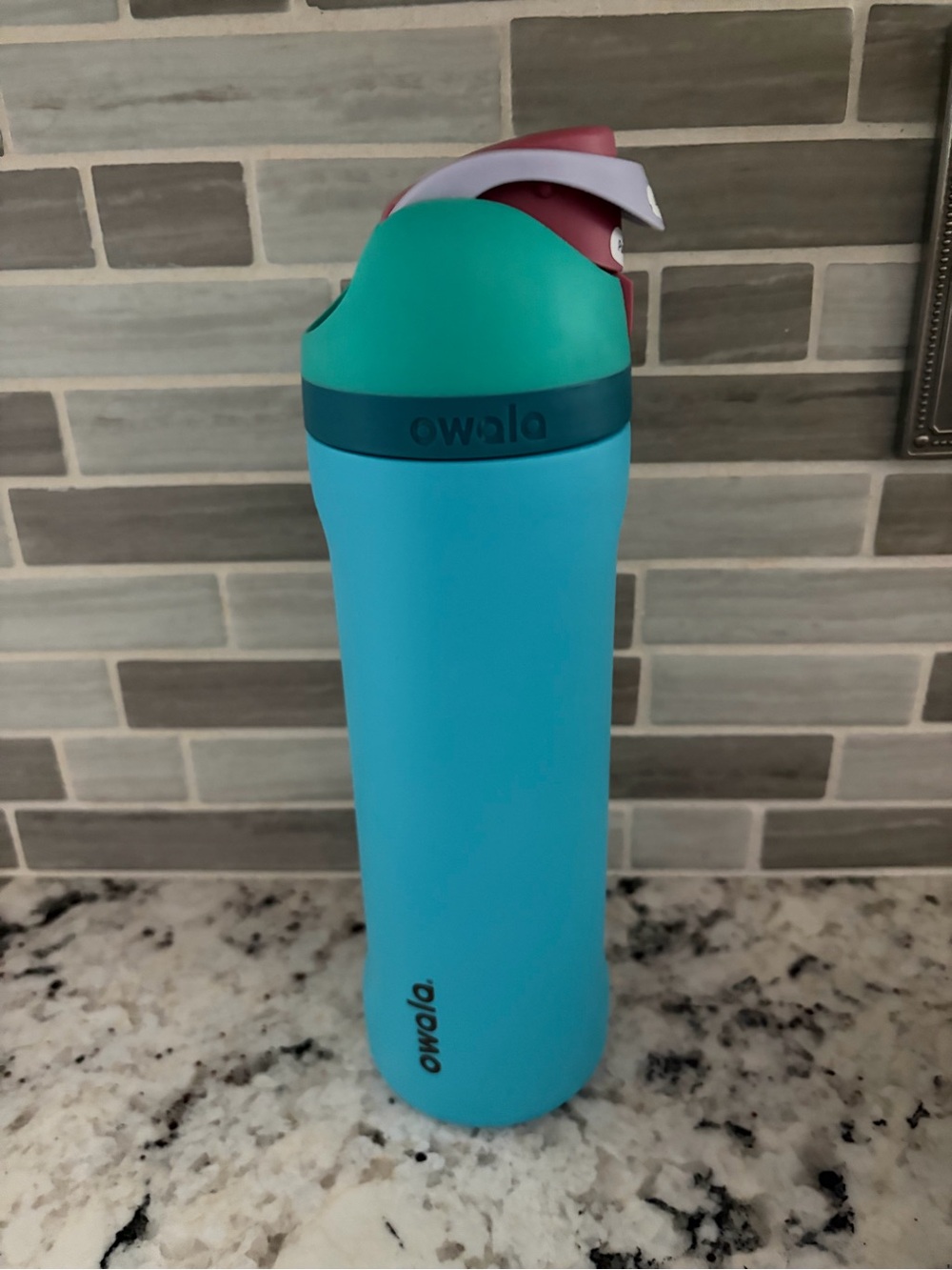 Brand New Owala Bottle - 24 oz